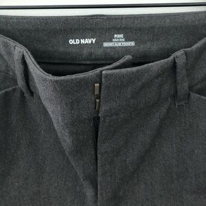 Old Navy Pixie Pants Size 6 Gray